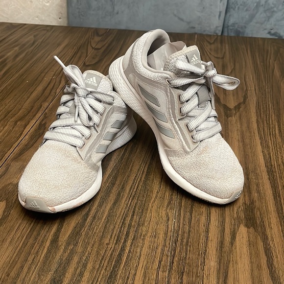 Adidas Edge Lux Women’s Running Shoe size 9